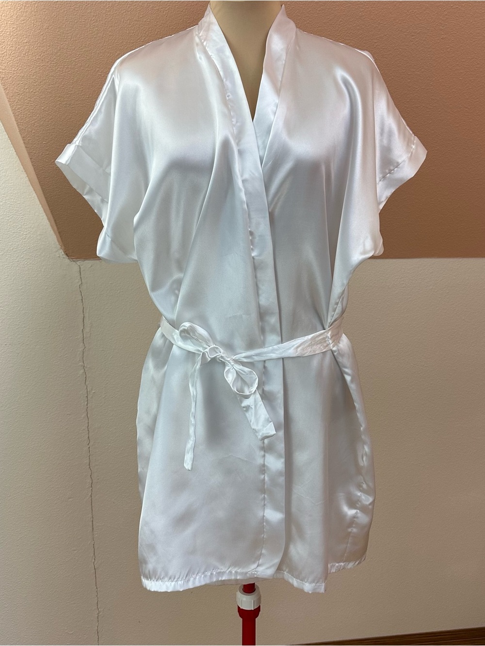 So Sexy White Satin Robe Kimono Short Sleeve Size M Bridal Bachelorette Brazil